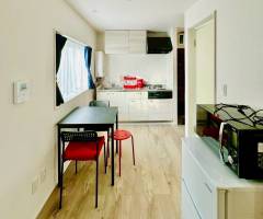 888B84E1-EA43-4FB0-9B7D-42DBCD349E32