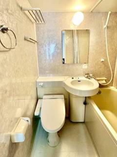 118404E8-84CD-4A93-8BE9-56342BD81F86